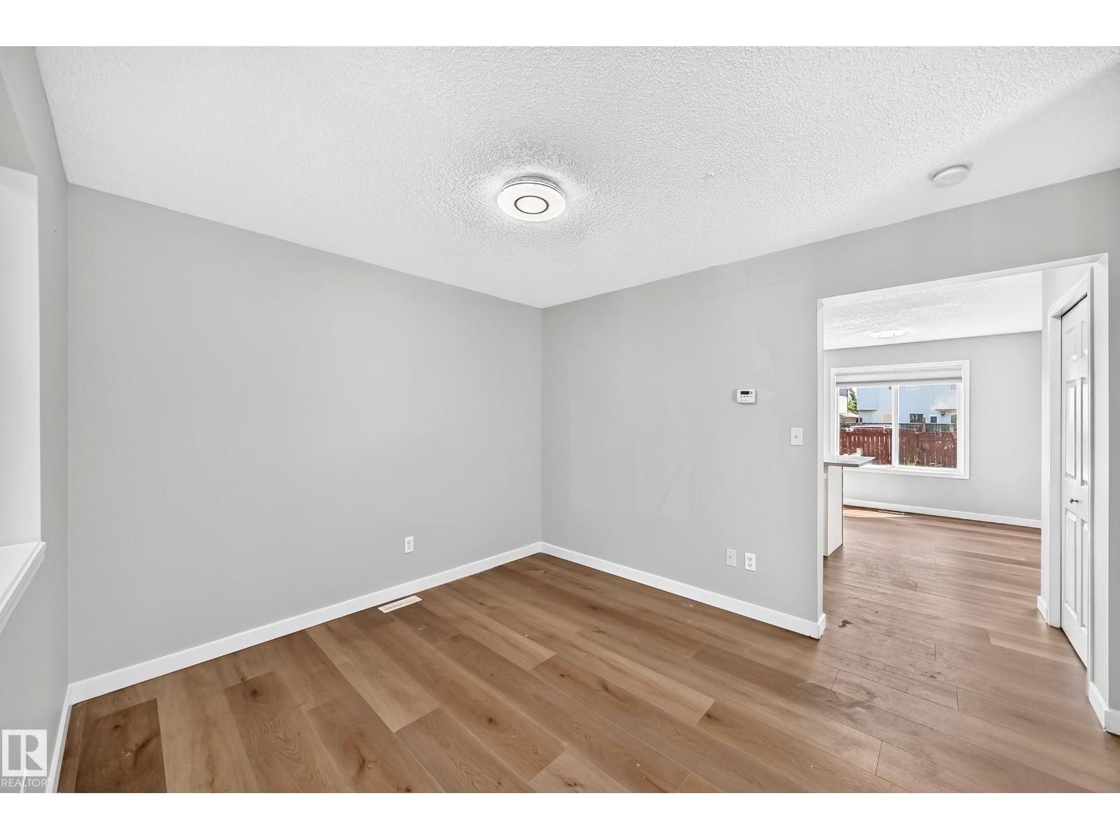 203 84 St Sw Property Photo 12
