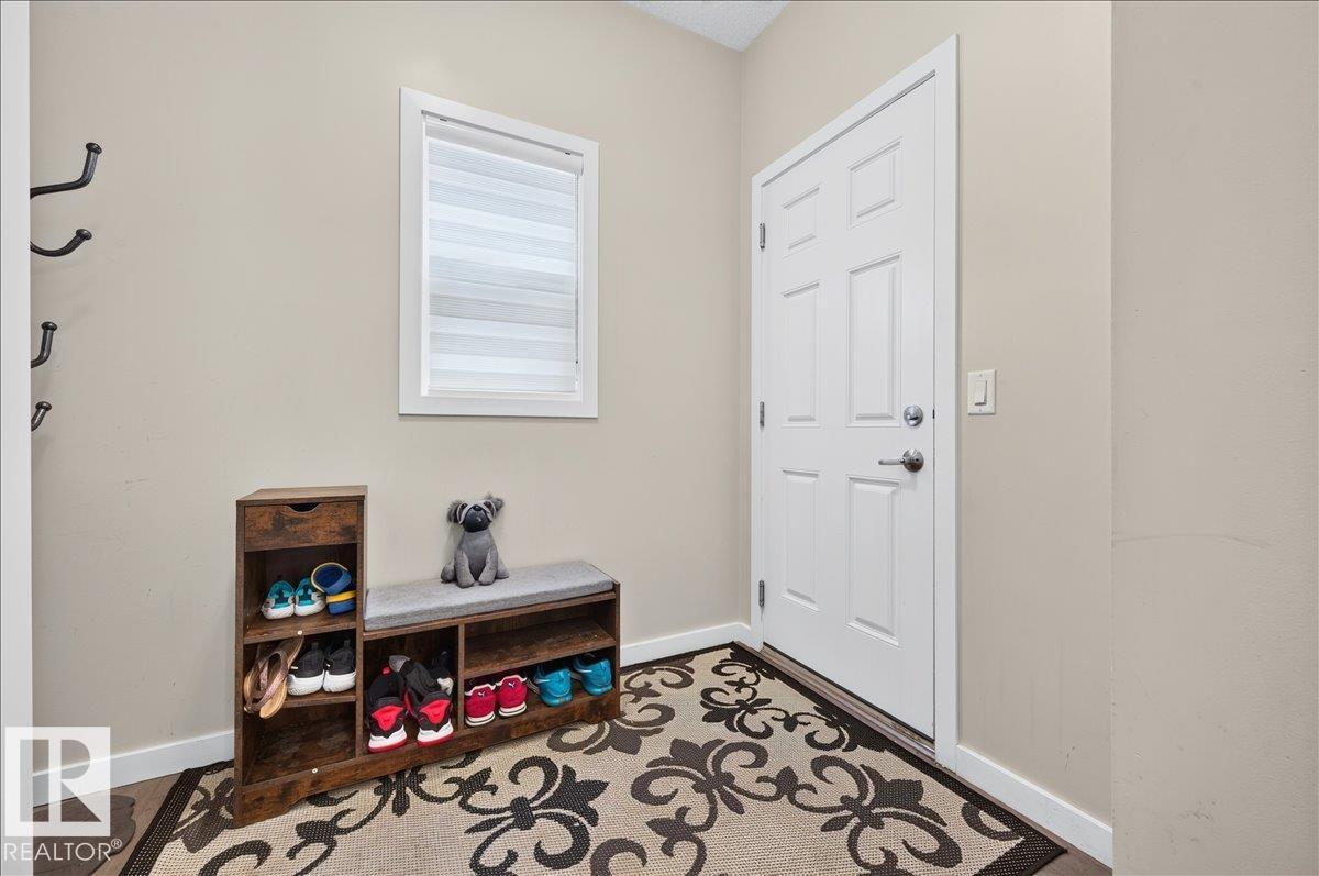 2709 Collins Crescent Sw Property Photo 9