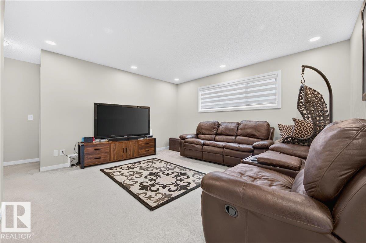 2709 Collins Crescent Sw Property Photo 35