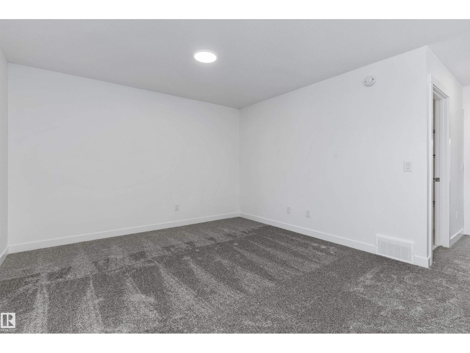 2728 194 St Nw Property Photo 32