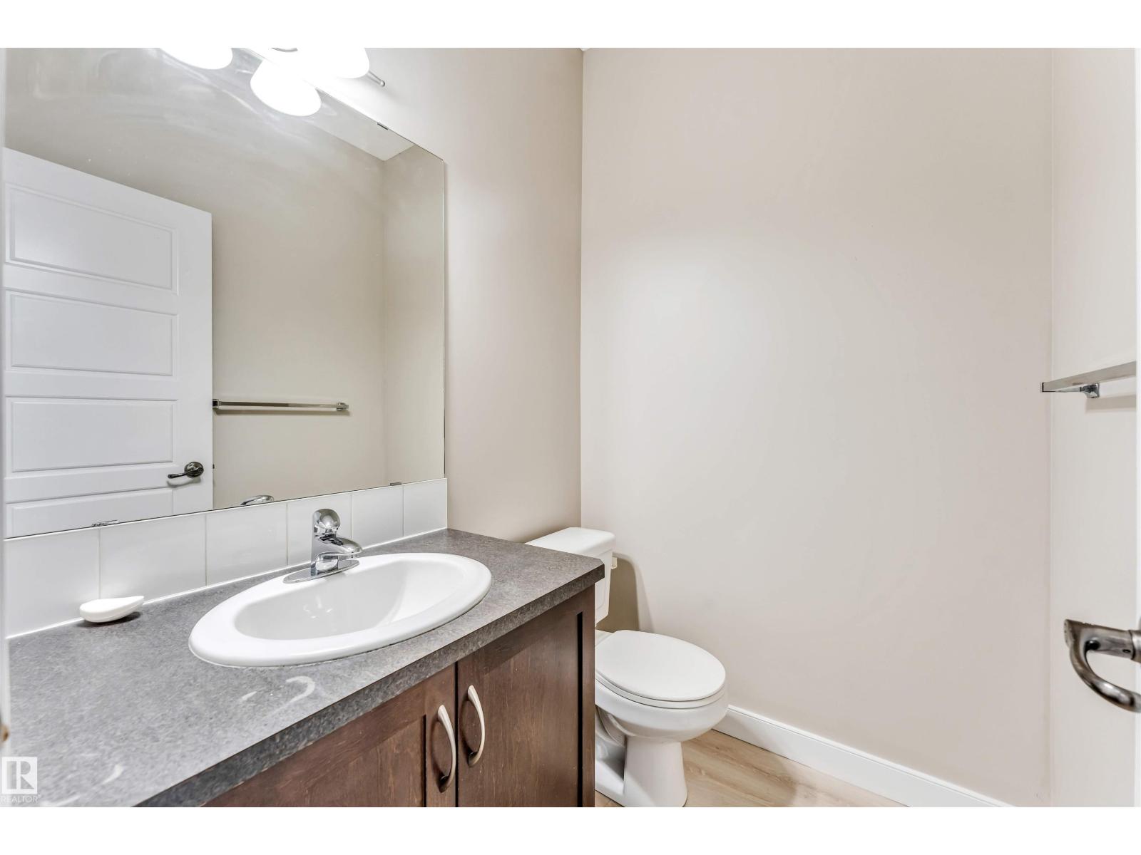 #27 13825 155 Av Nw Property Photo 24