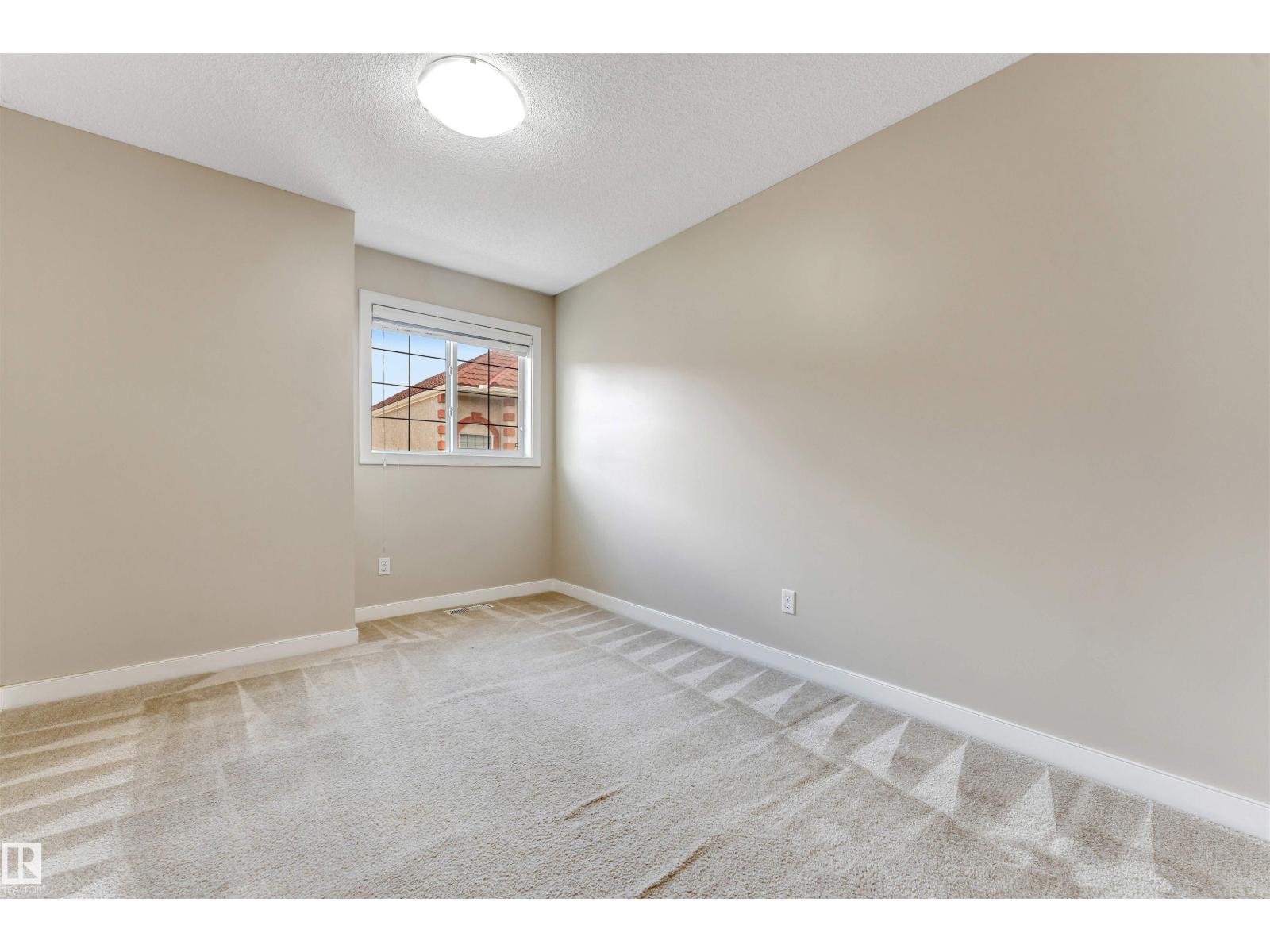 #27 13825 155 Av Nw Property Photo 27