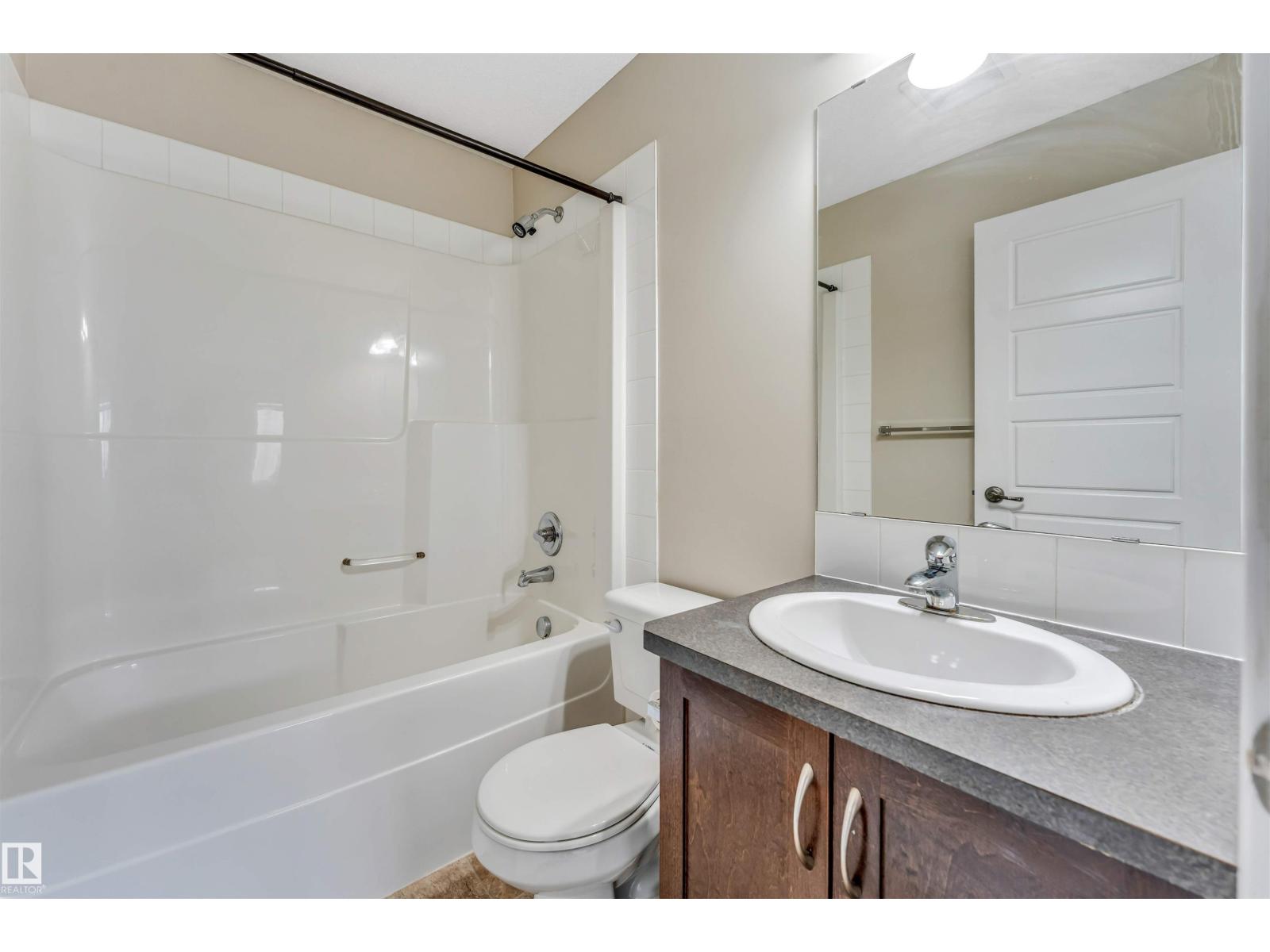 #27 13825 155 Av Nw Property Photo 34