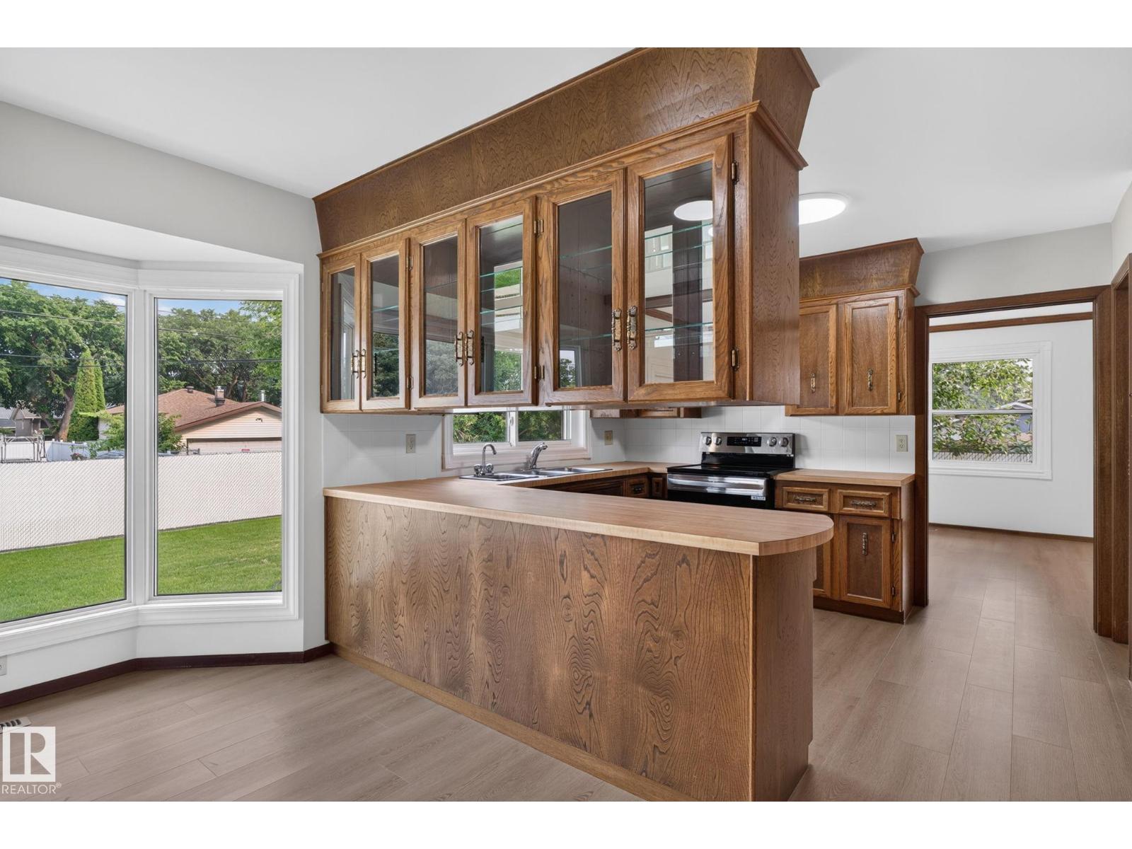 12121 42 St Nw Property Photo 26