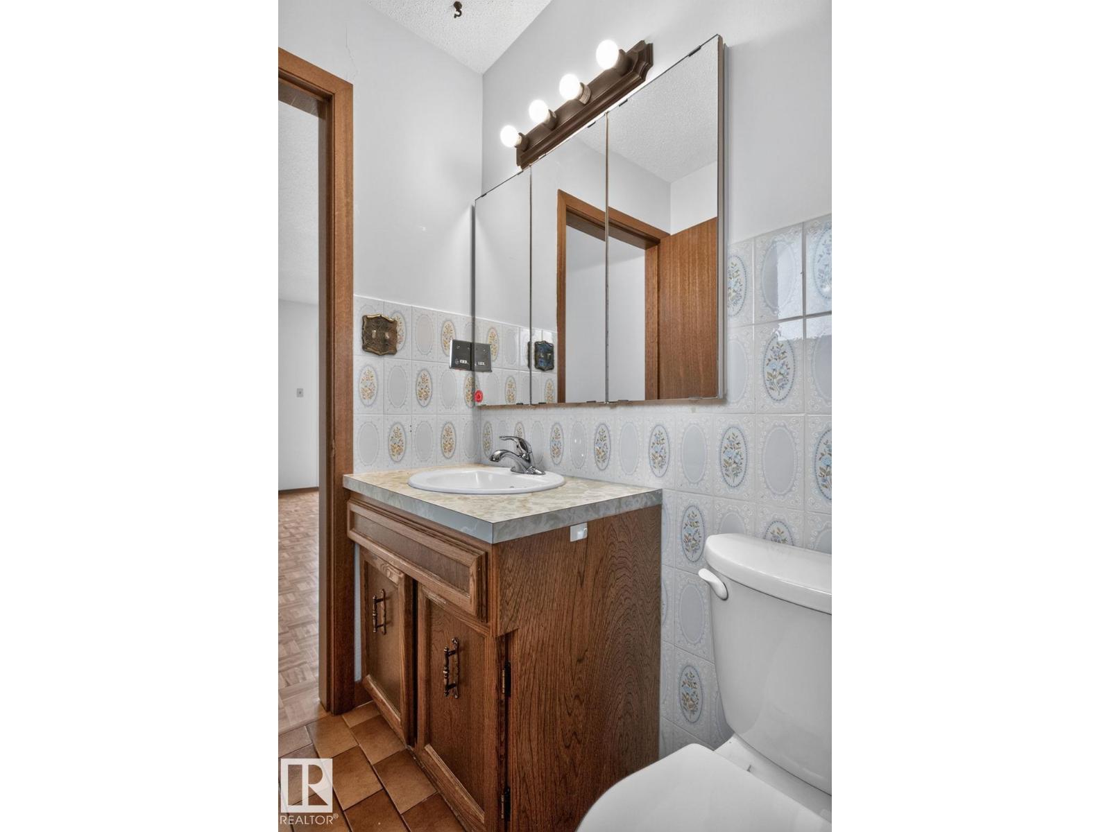 12121 42 St Nw Property Photo 49