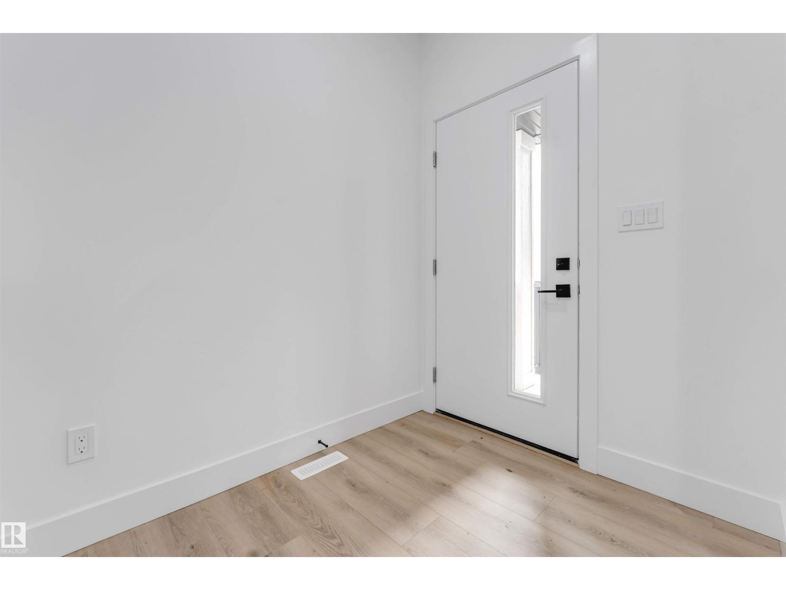 4234 63 St Property Photo 6