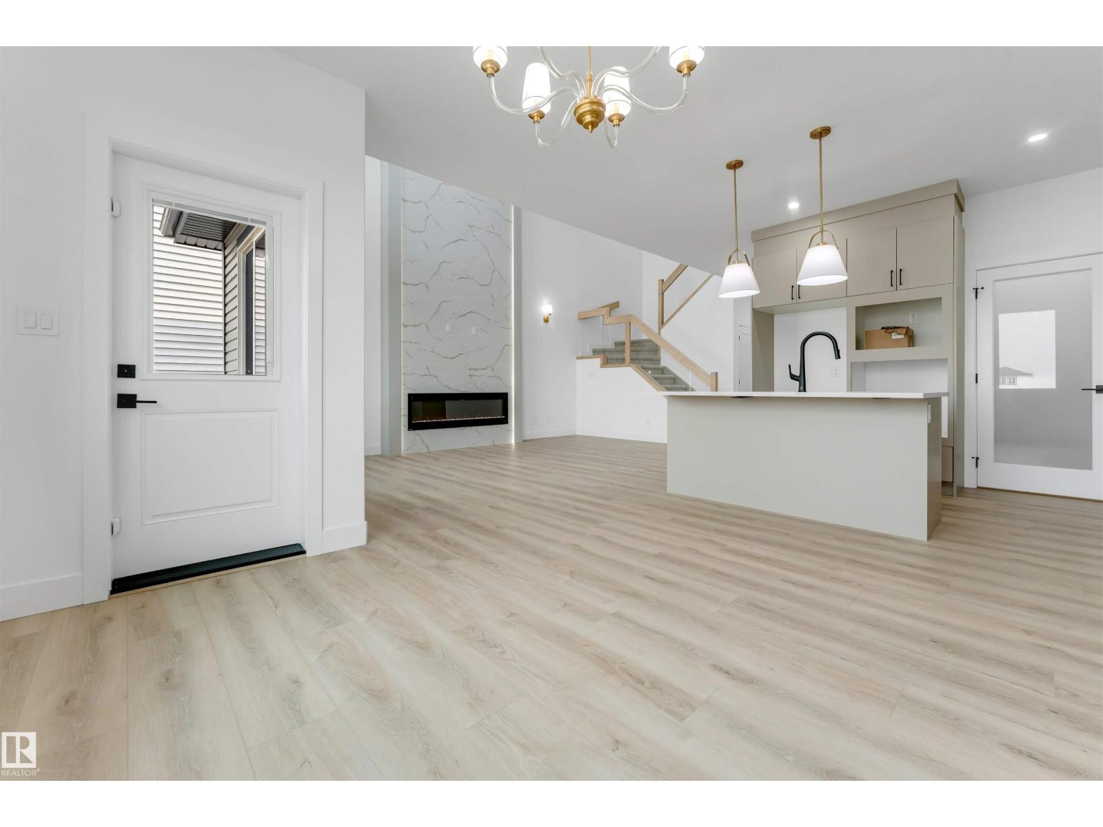 4234 63 St Property Photo 22