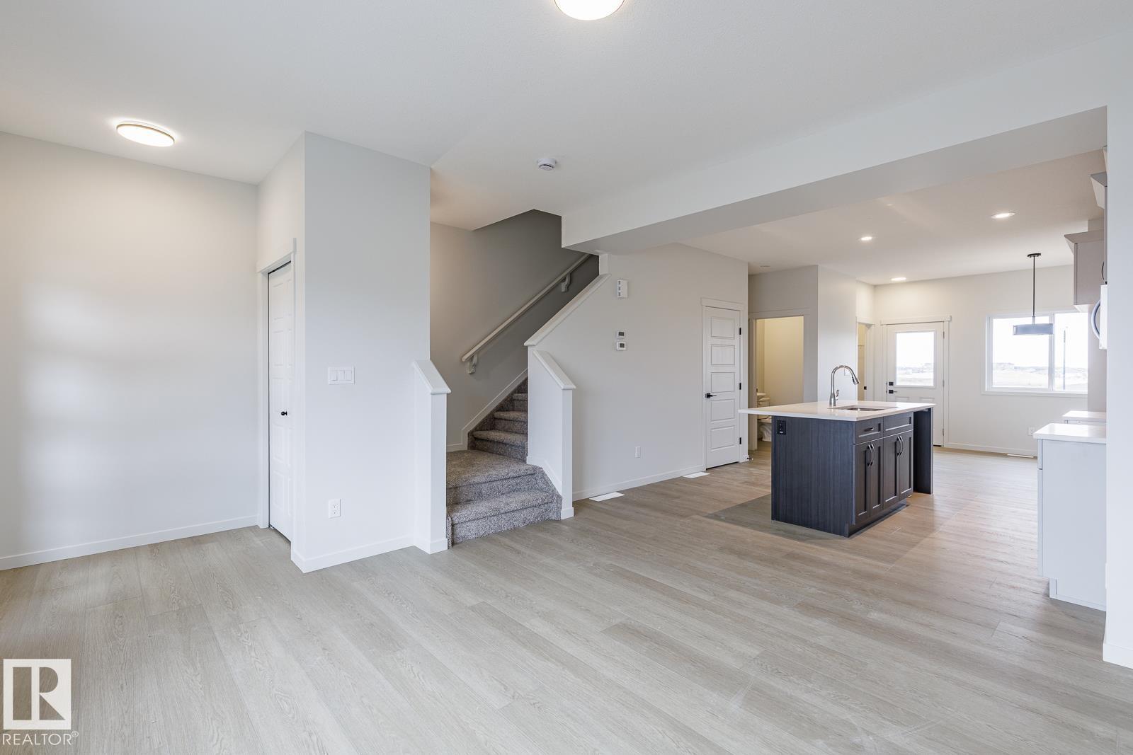 70 Dansereau Wy Property Photo 5