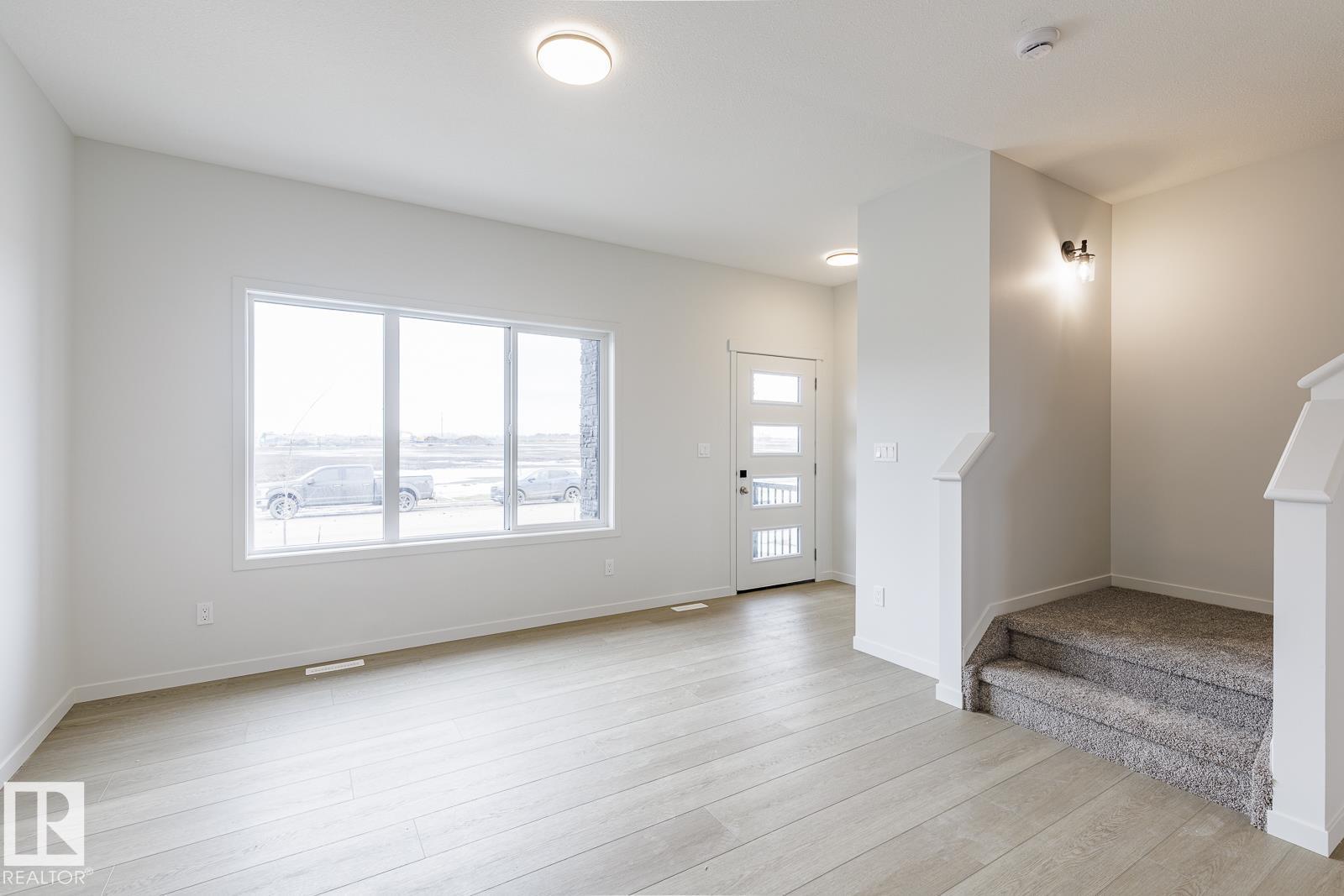 70 Dansereau Wy Property Photo 7