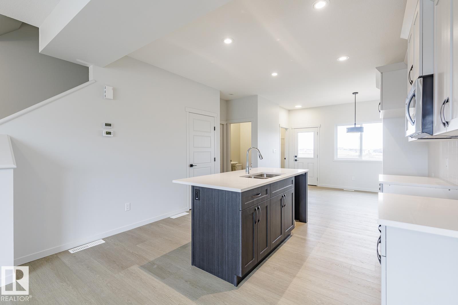 70 Dansereau Wy Property Photo 8