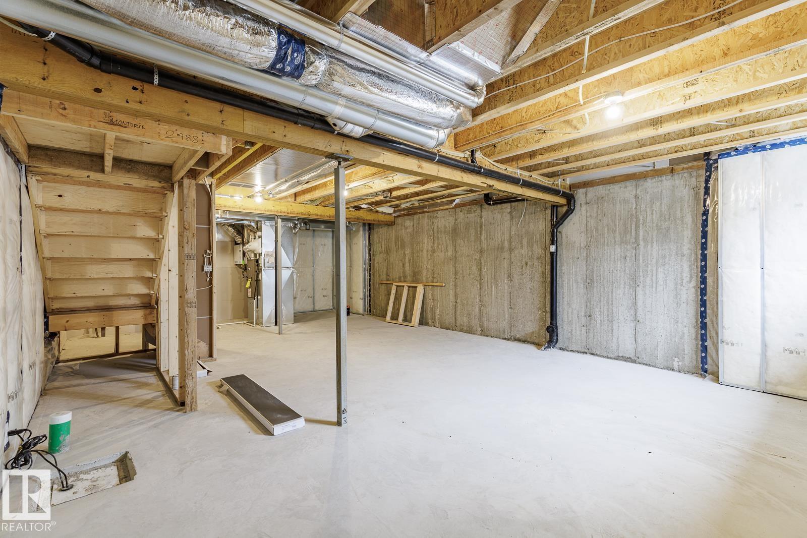 3603 40 Av Property Photo 31