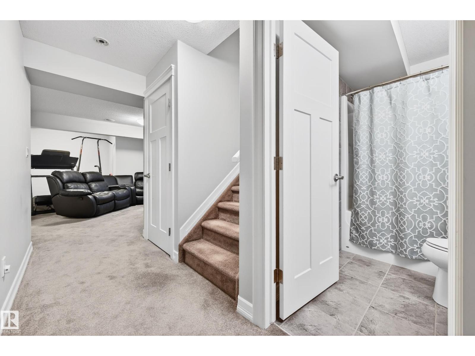 3306 Hilton Cr Nw Property Photo 34