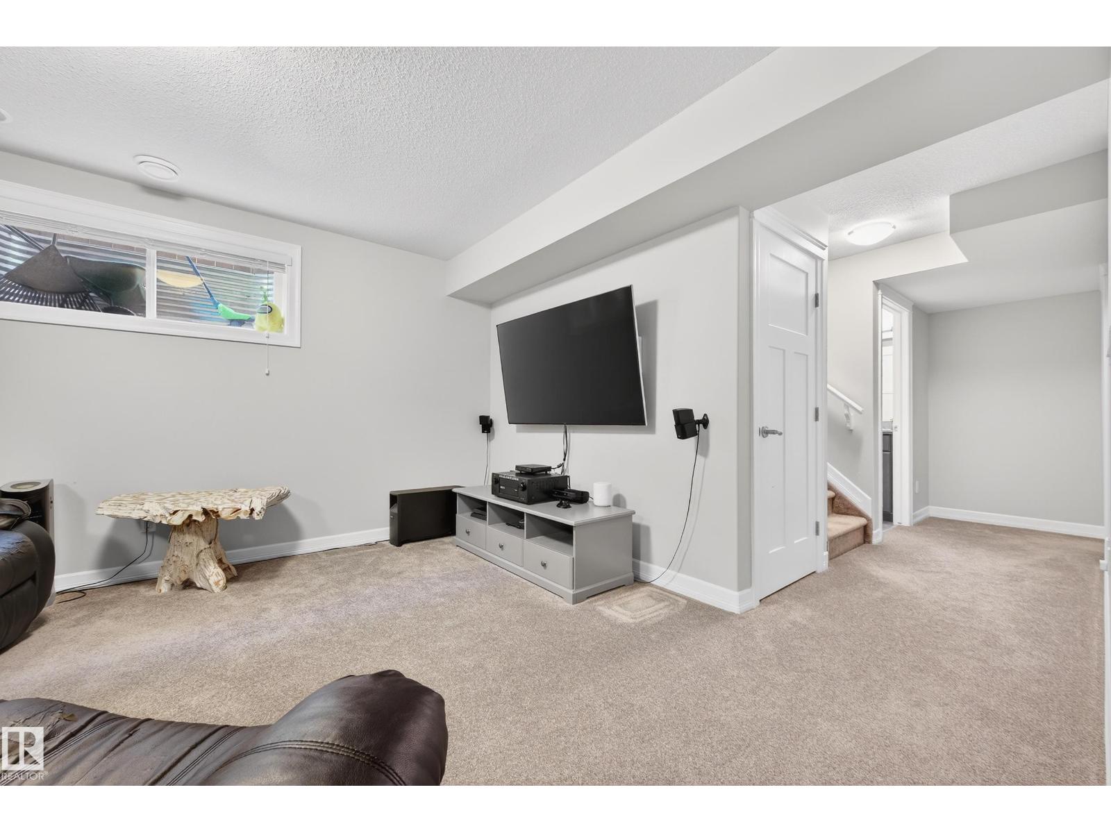 3306 Hilton Cr Nw Property Photo 37