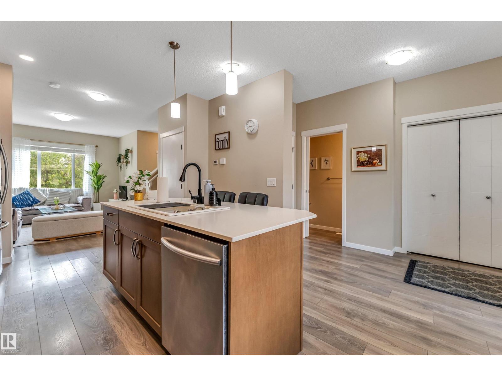 1514 26 Av Nw Property Photo 19