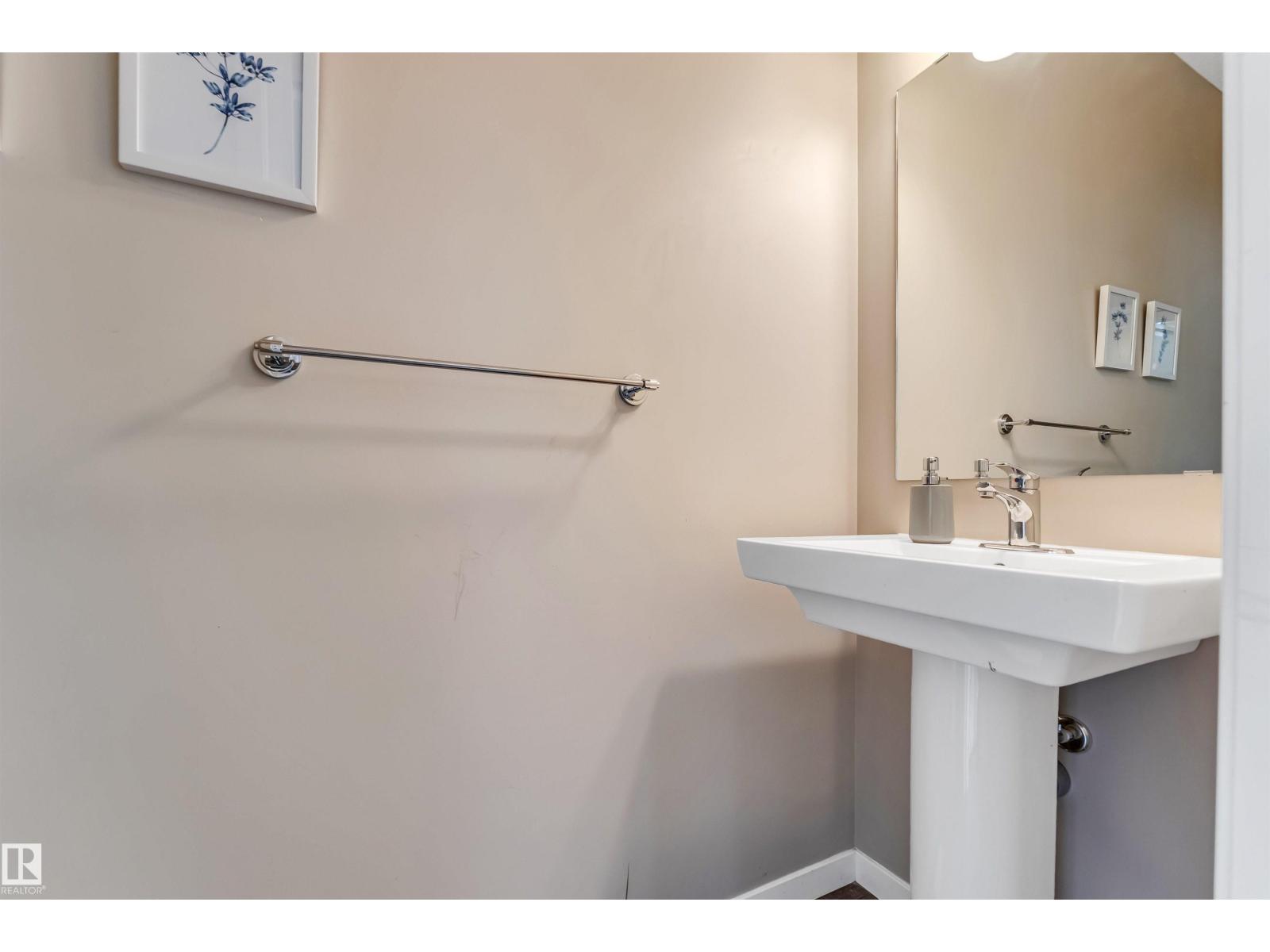 1514 26 Av Nw Property Photo 23