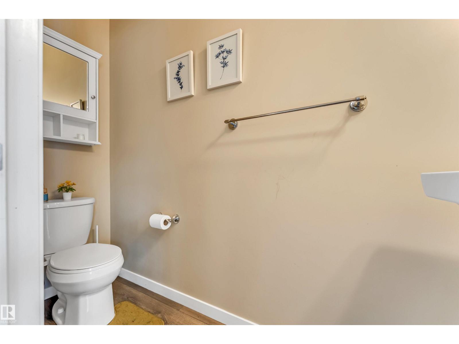 1514 26 Av Nw Property Photo 24