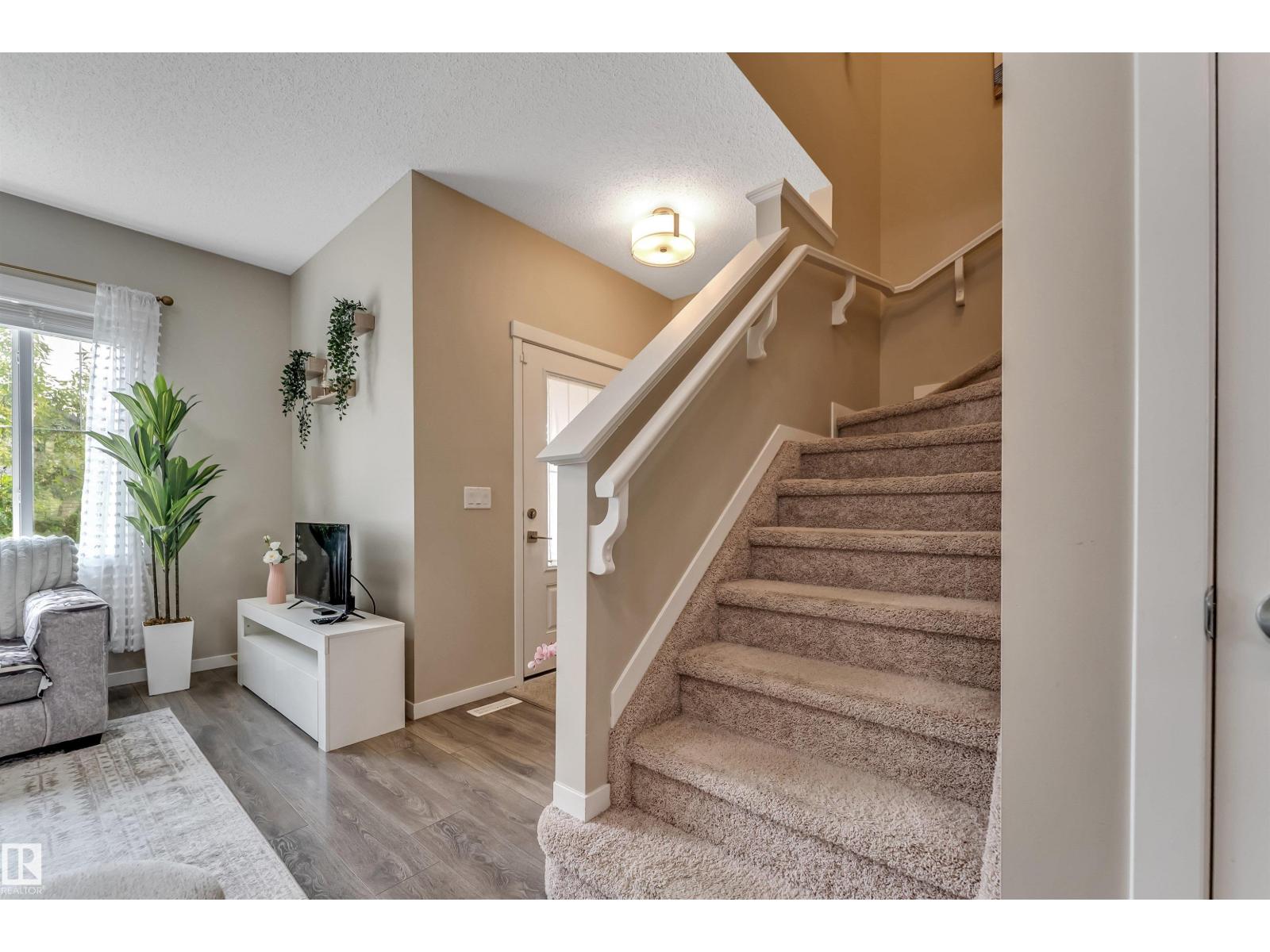 1514 26 Av Nw Property Photo 25