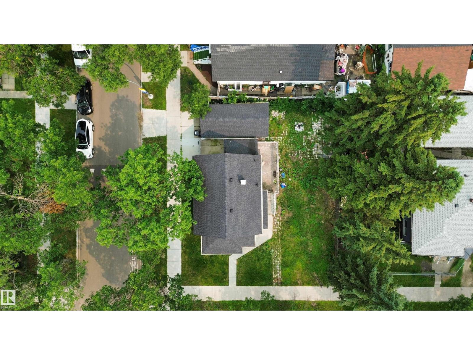 9124 119 Av Nw Property Photo 8