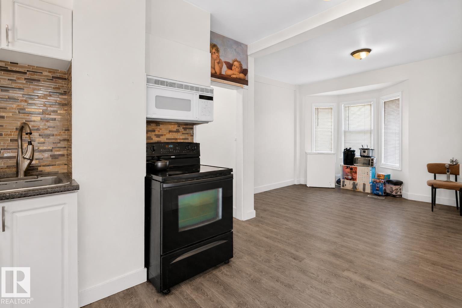 9124 119 Av Nw Property Photo 11