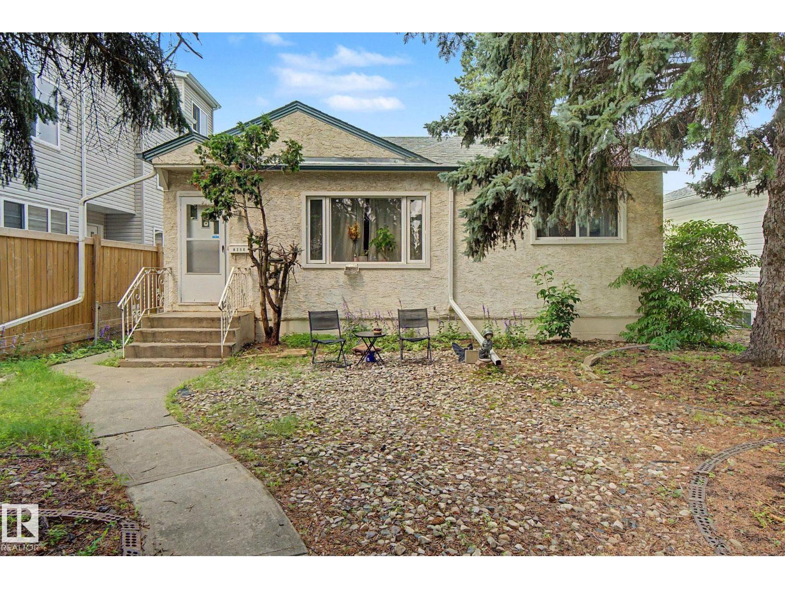 8710 83 AV NW