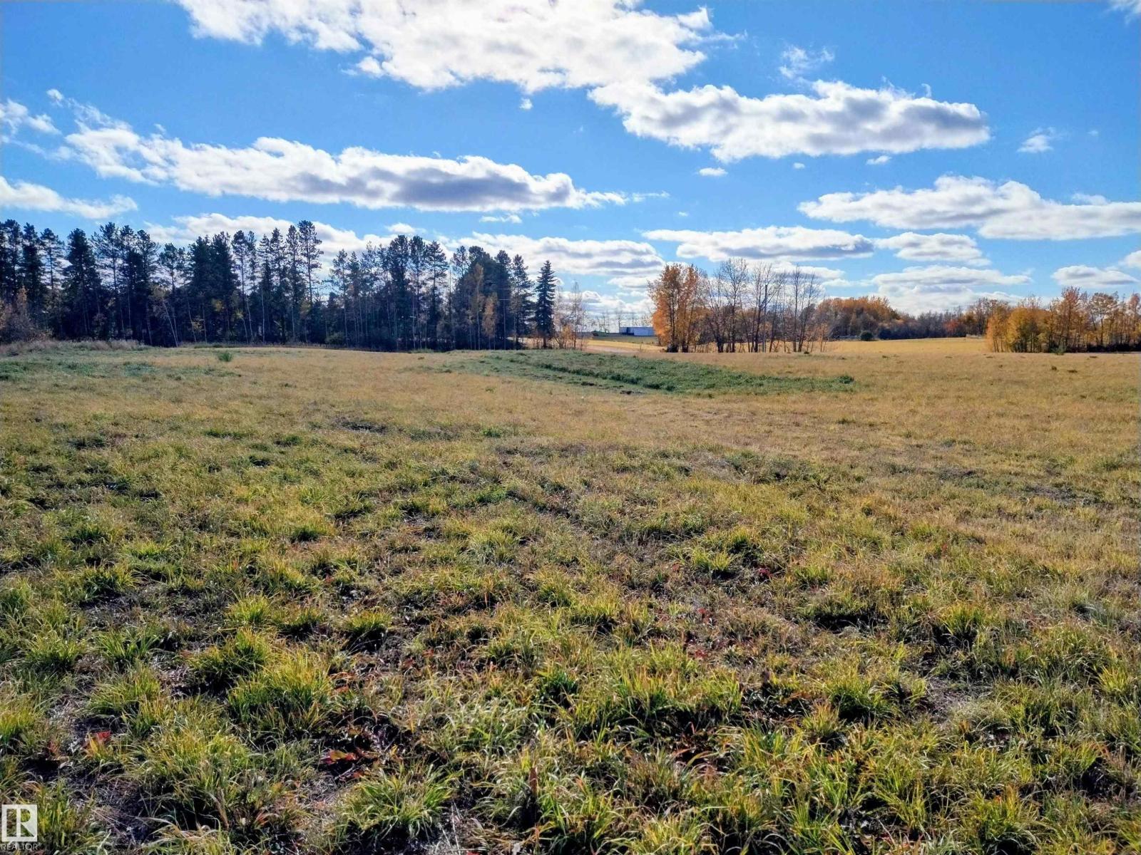 16a Pioneer Rd S Property Photo 2