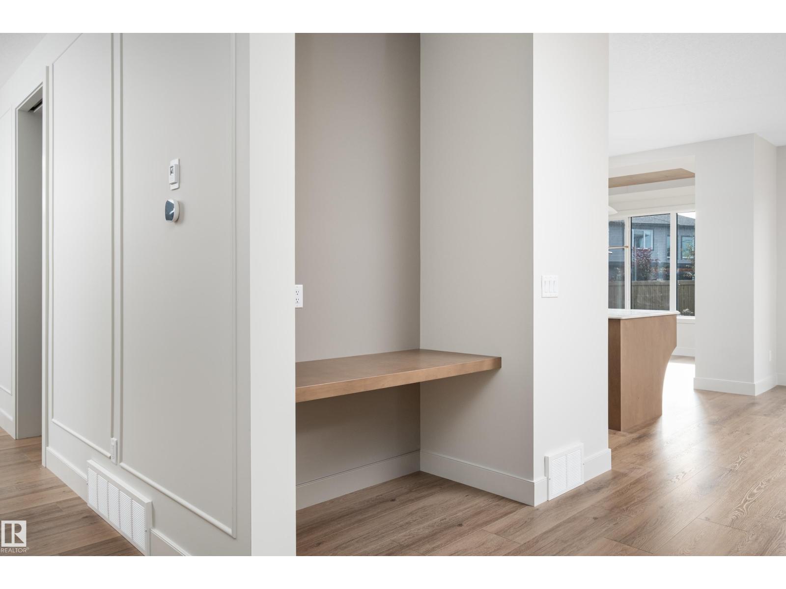 15 Darby Cr Property Photo 5