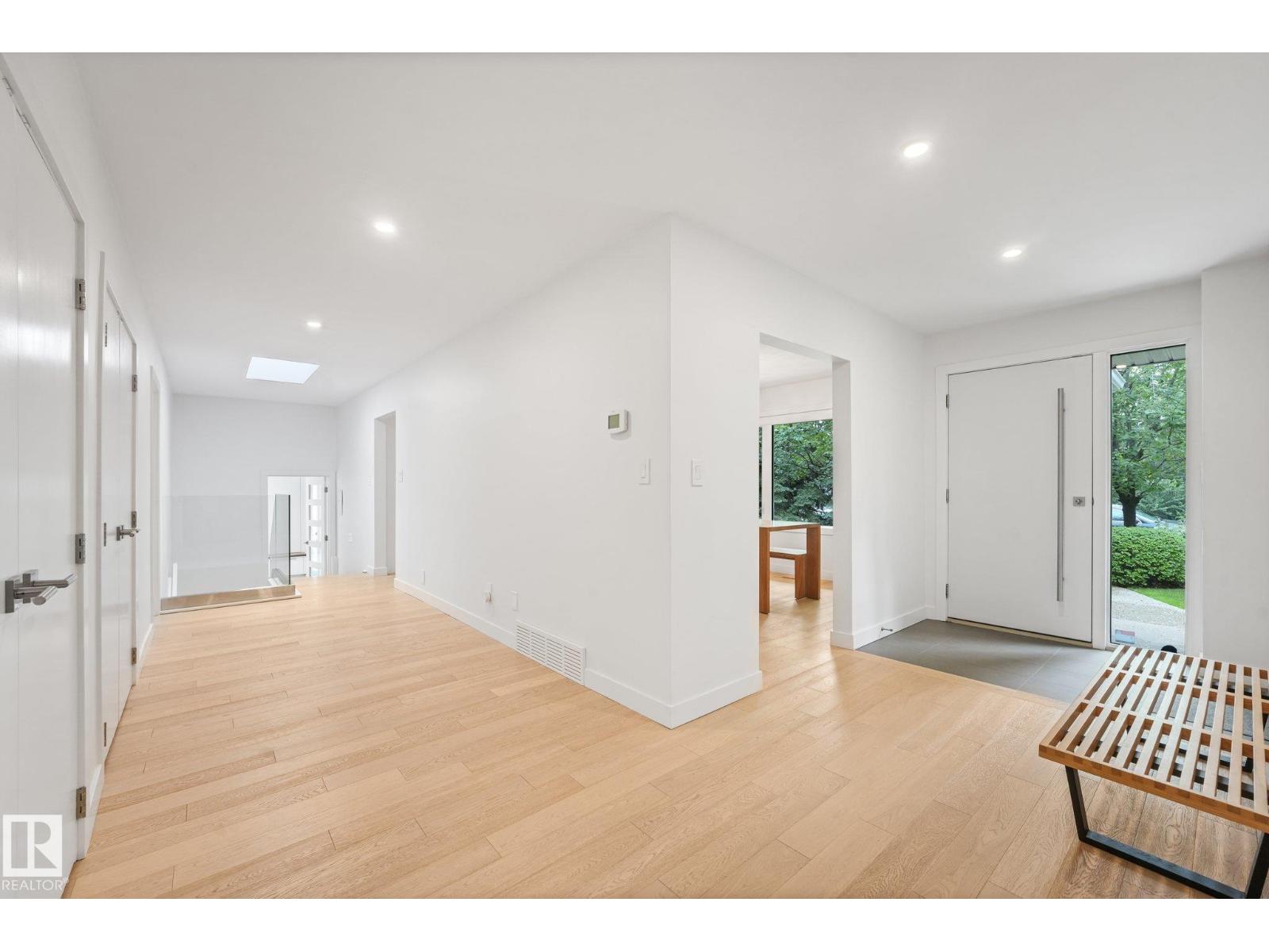 14128 98 Av Nw Property Photo 8