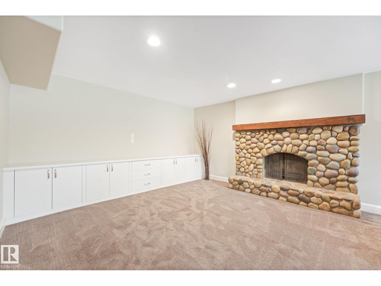 14128 98 Av Nw Property Photo 42