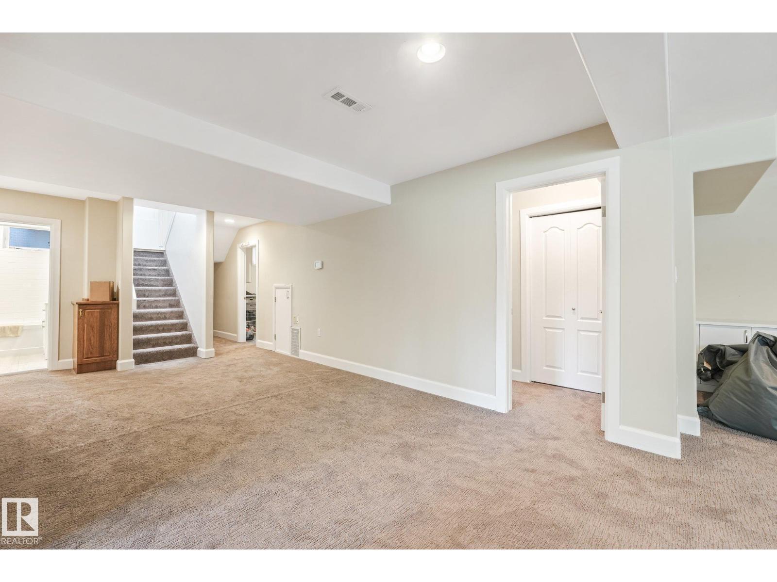 14128 98 Av Nw Property Photo 50