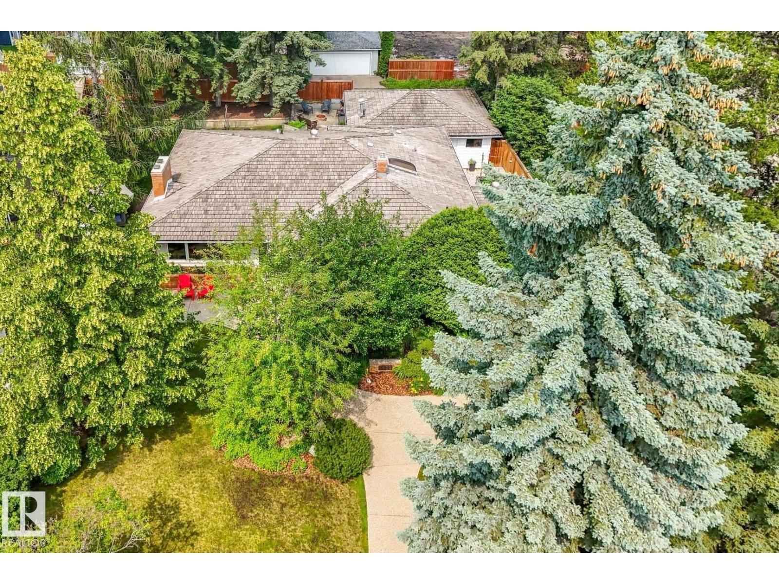 14128 98 Av Nw Property Photo 70