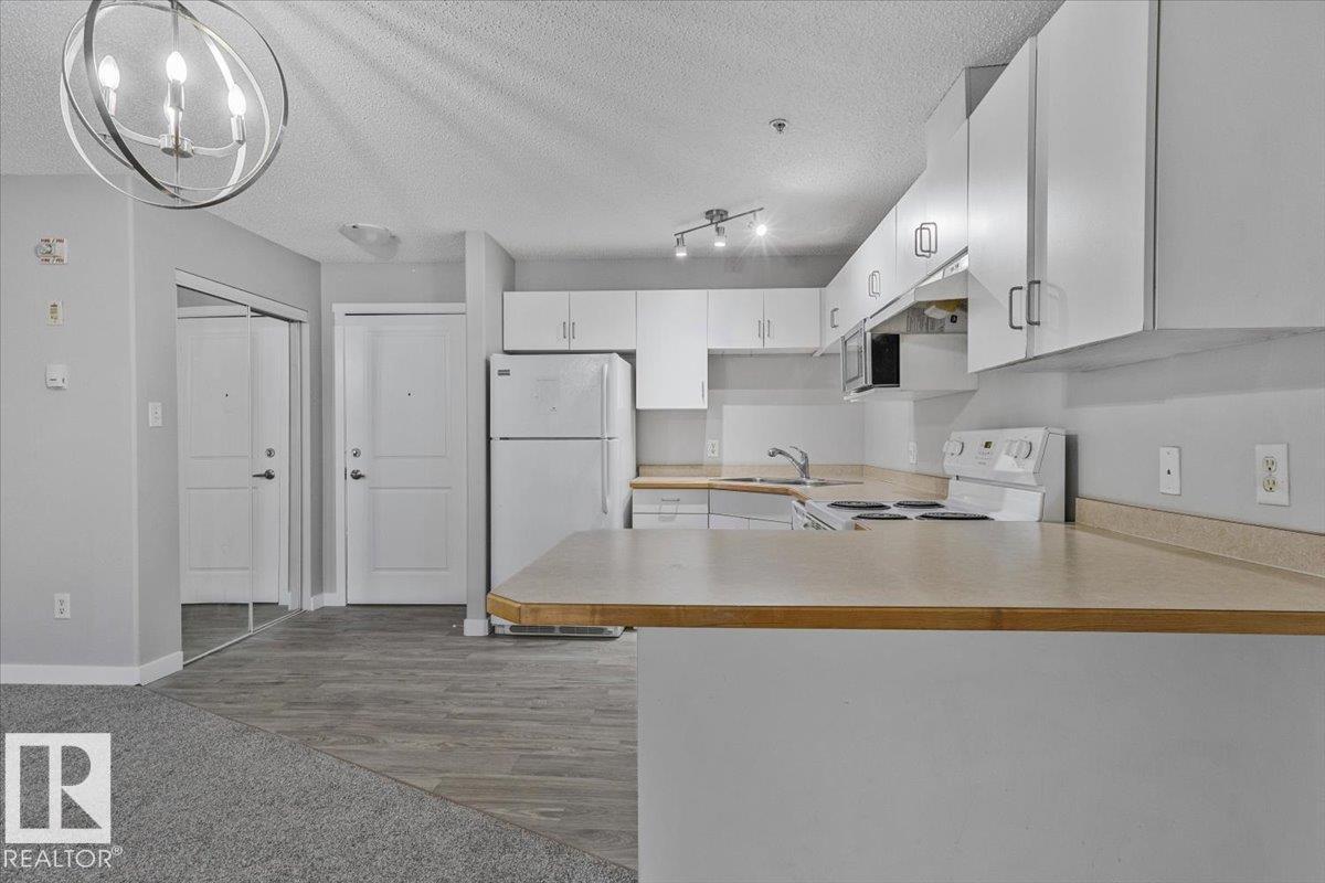 #130 11325 83 St Nw Property Photo 8