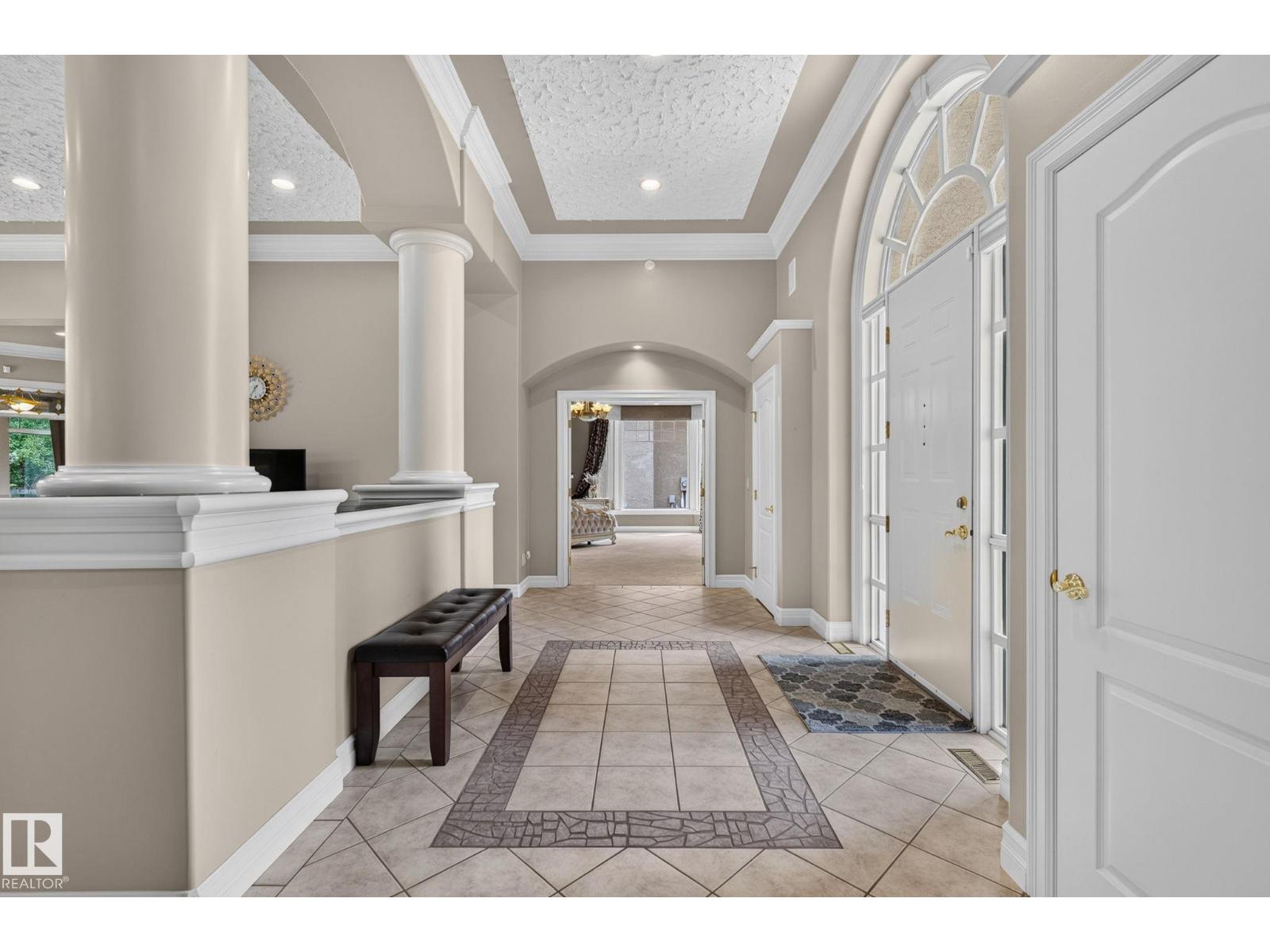 60 Kingsbury Cr Property Photo 6
