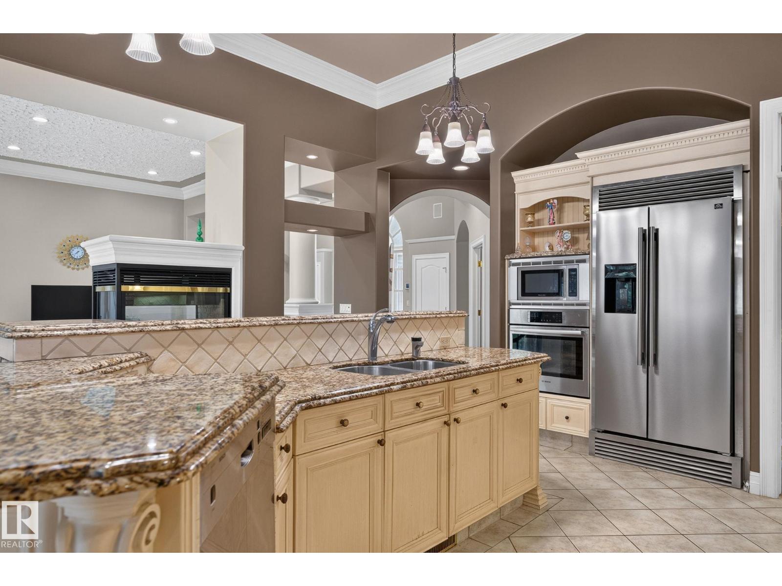 60 Kingsbury Cr Property Photo 18