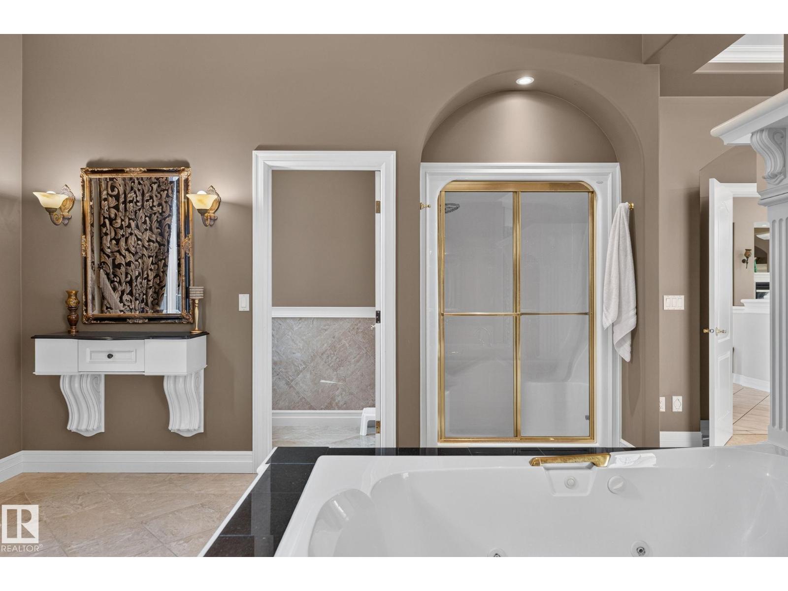 60 Kingsbury Cr Property Photo 34