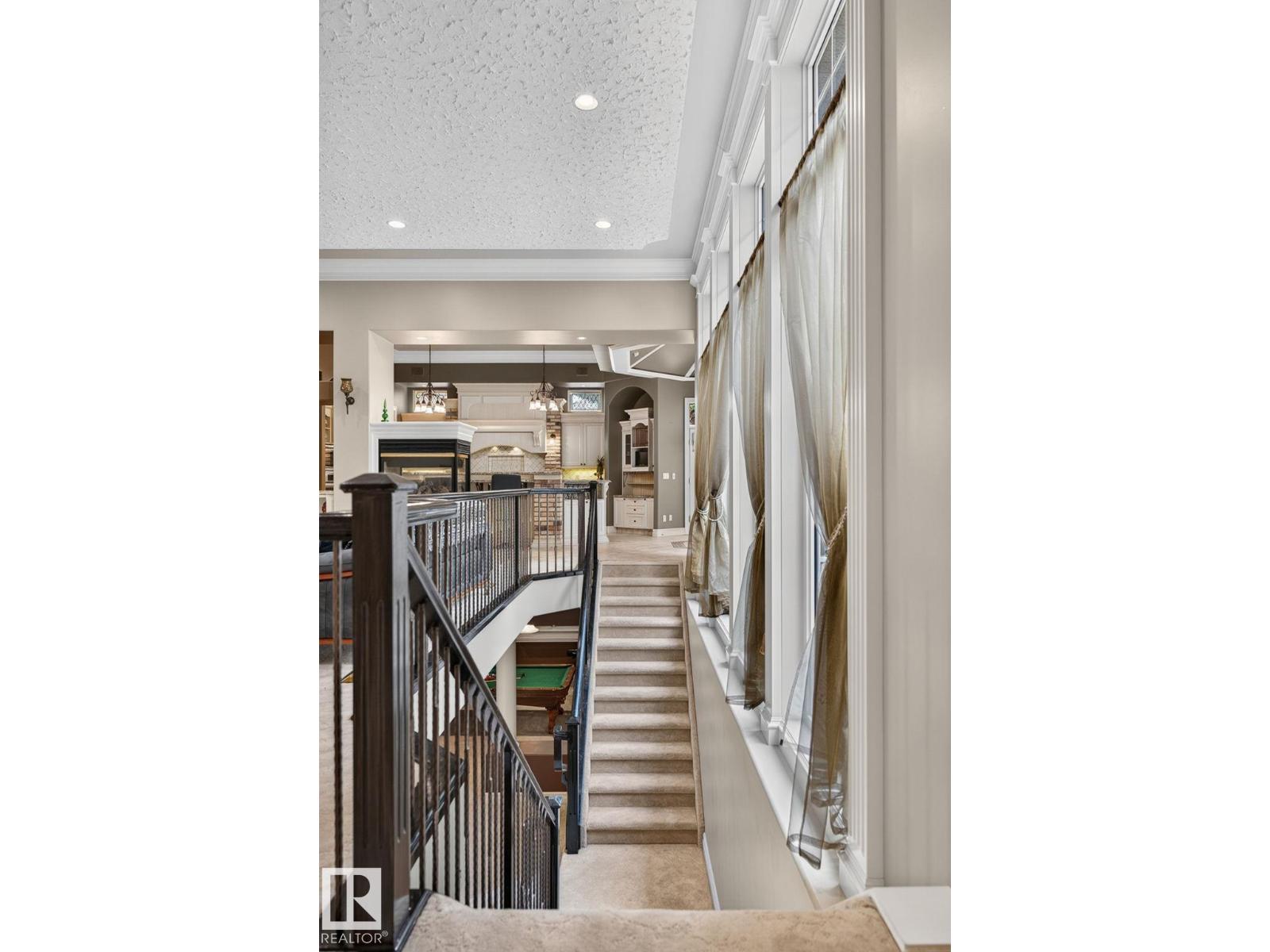 60 Kingsbury Cr Property Photo 40