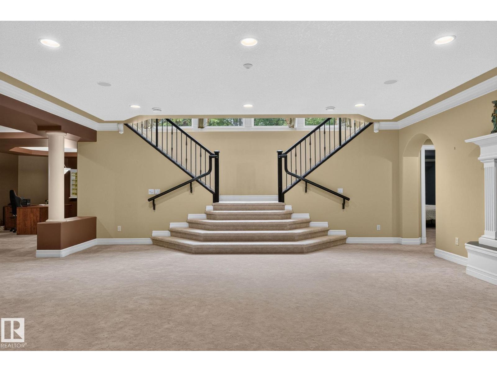 60 Kingsbury Cr Property Photo 41