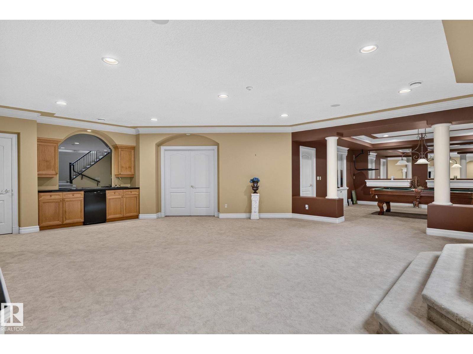 60 Kingsbury Cr Property Photo 43