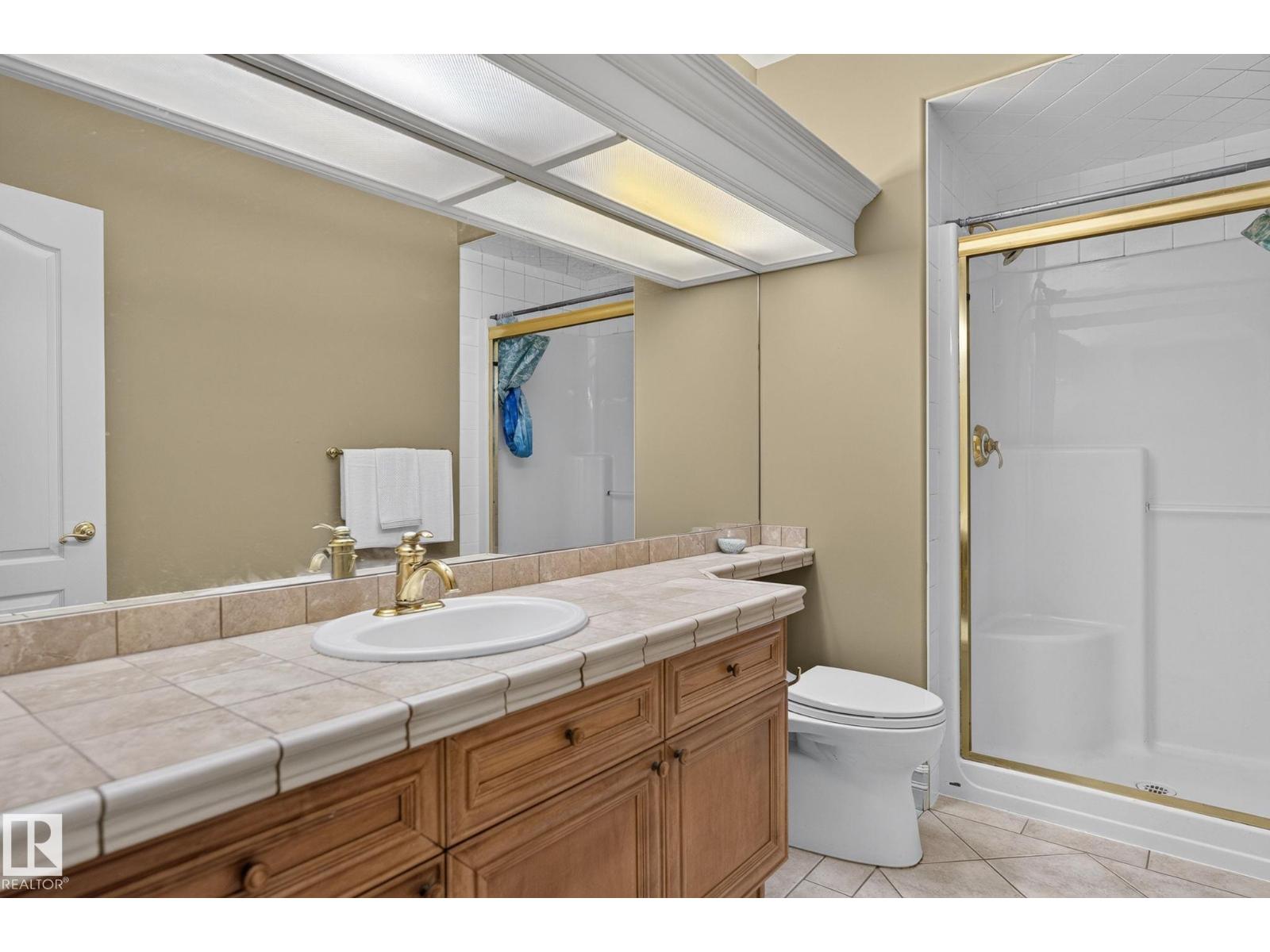 60 Kingsbury Cr Property Photo 56