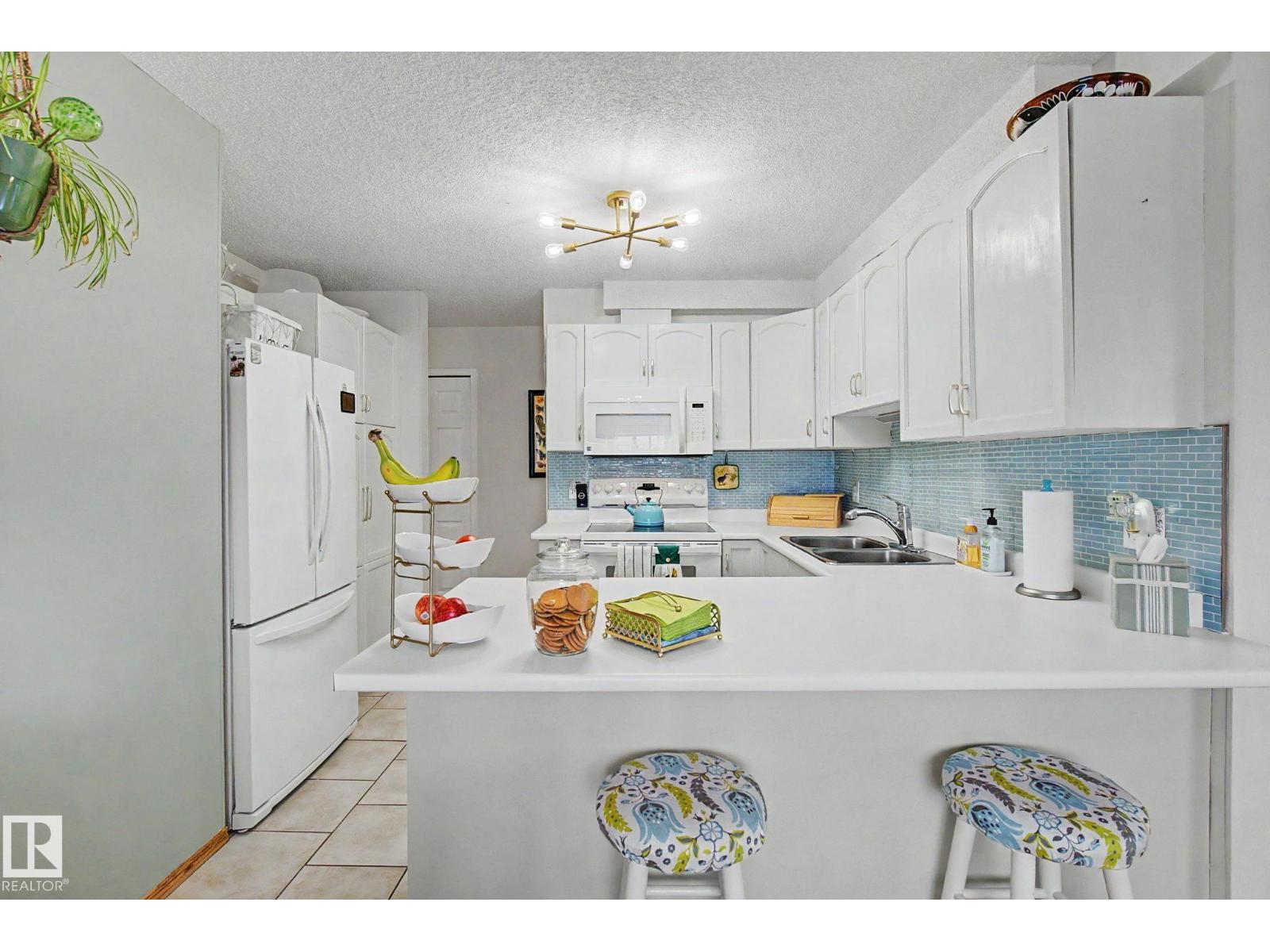 #302 224 Church Rd Property Photo 10