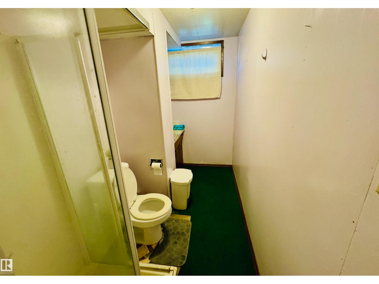 4210 48 Av Property Photo 18