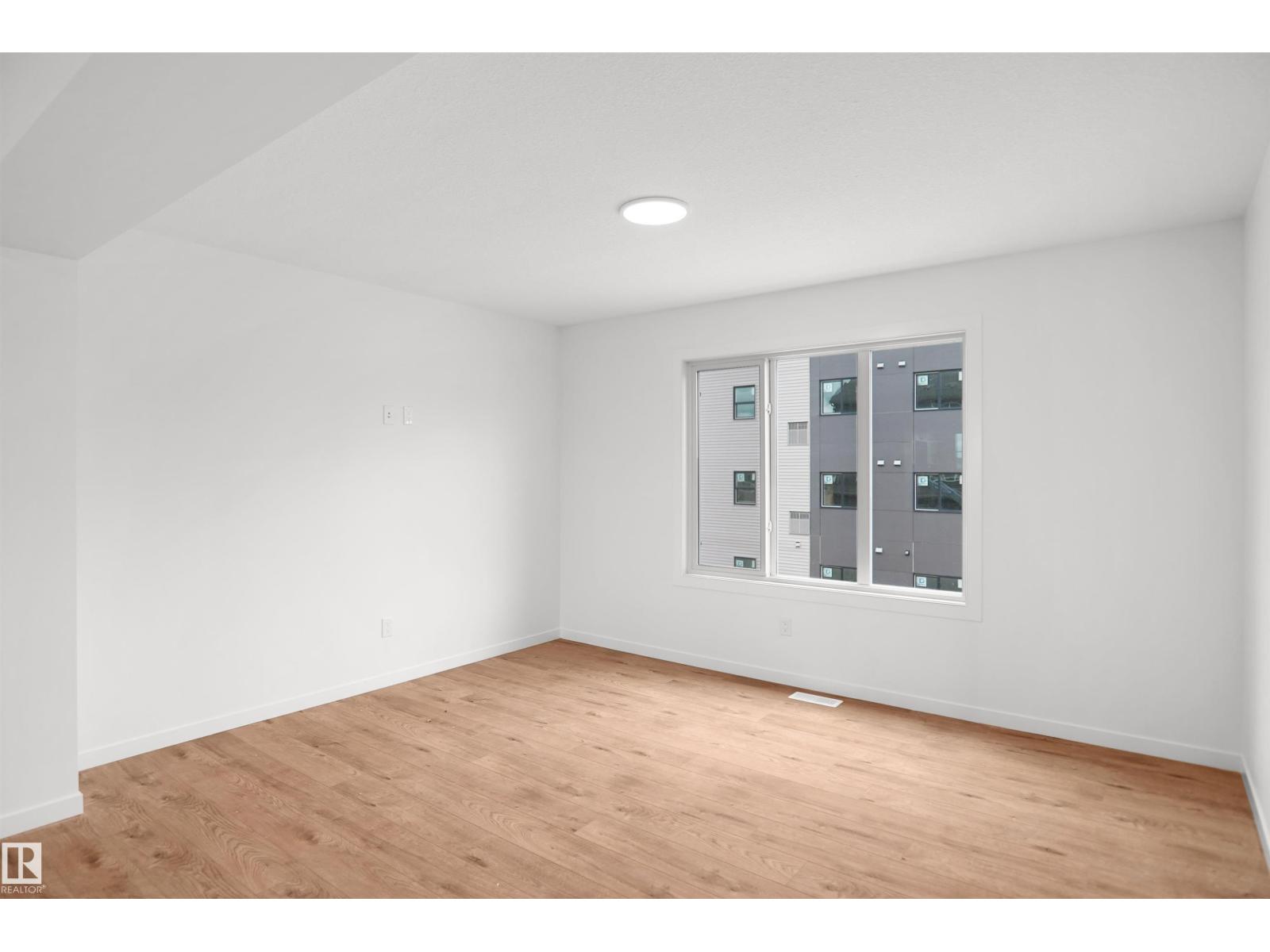 #100 3705 141 St Sw Property Photo 6