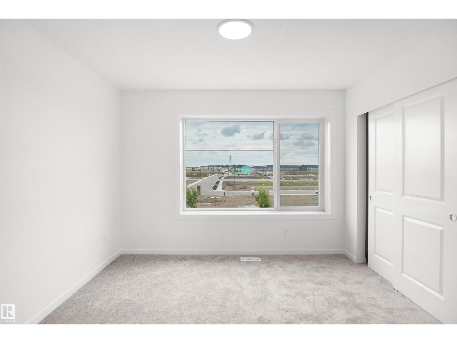 #100 3705 141 St Sw Property Photo 16
