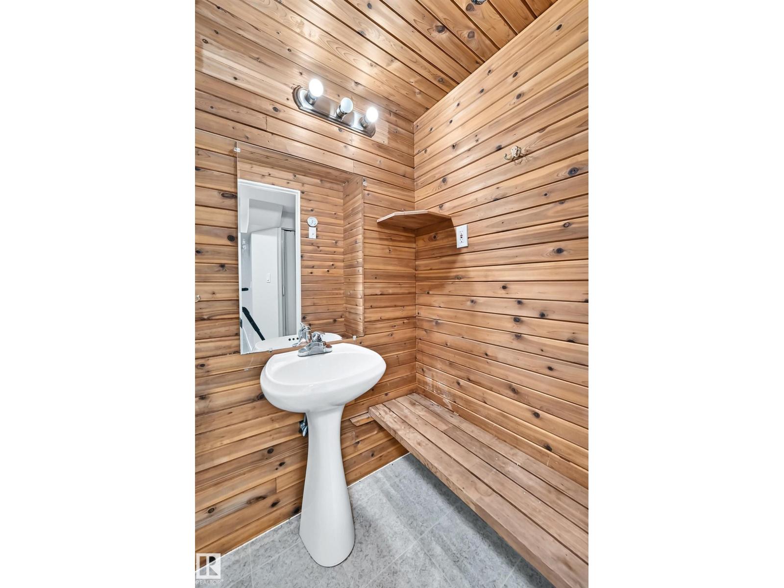 5535 144a Av Nw Property Photo 43