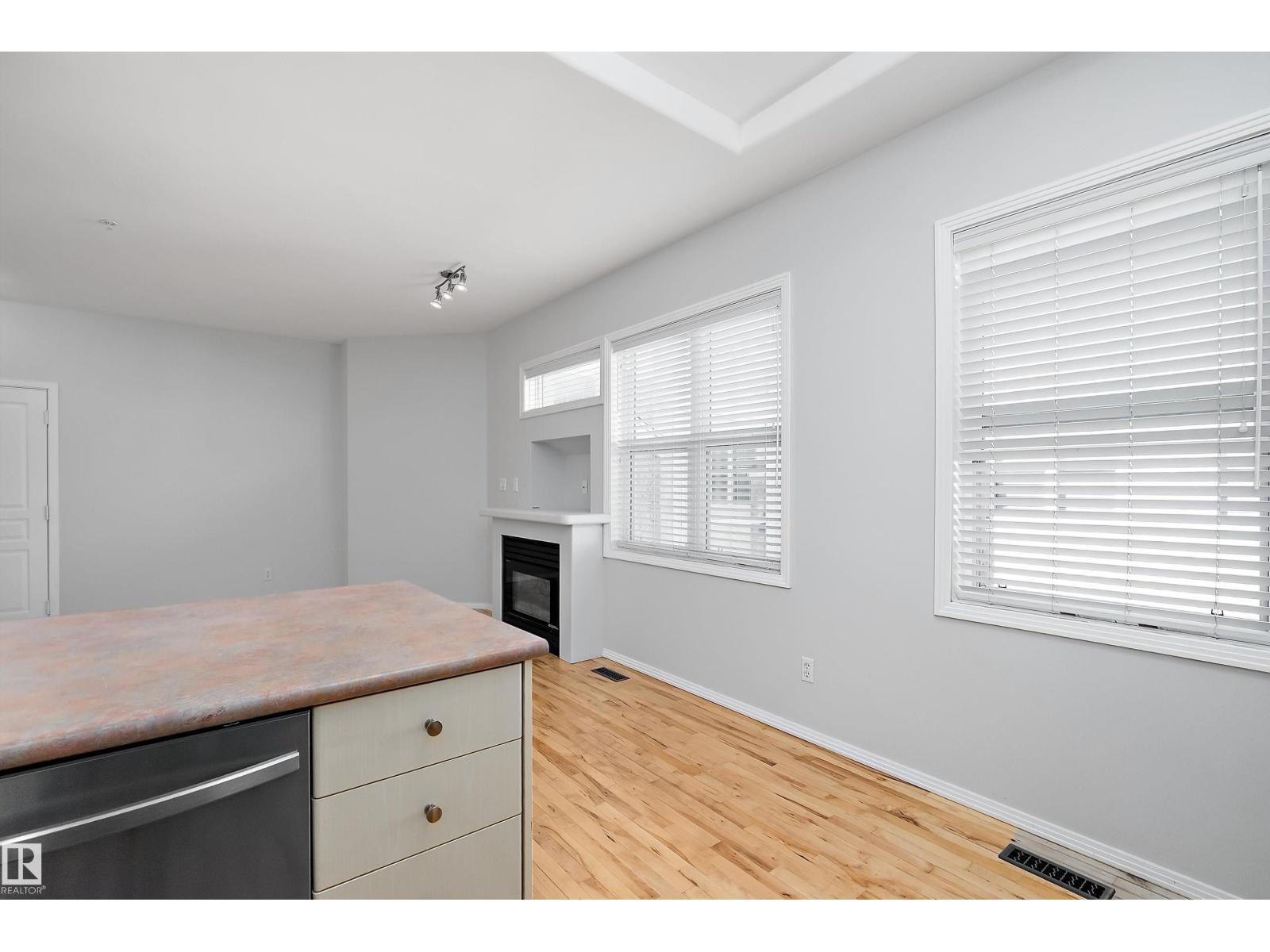 #pnth-108, 10933 82 Av Nw Property Photo 13