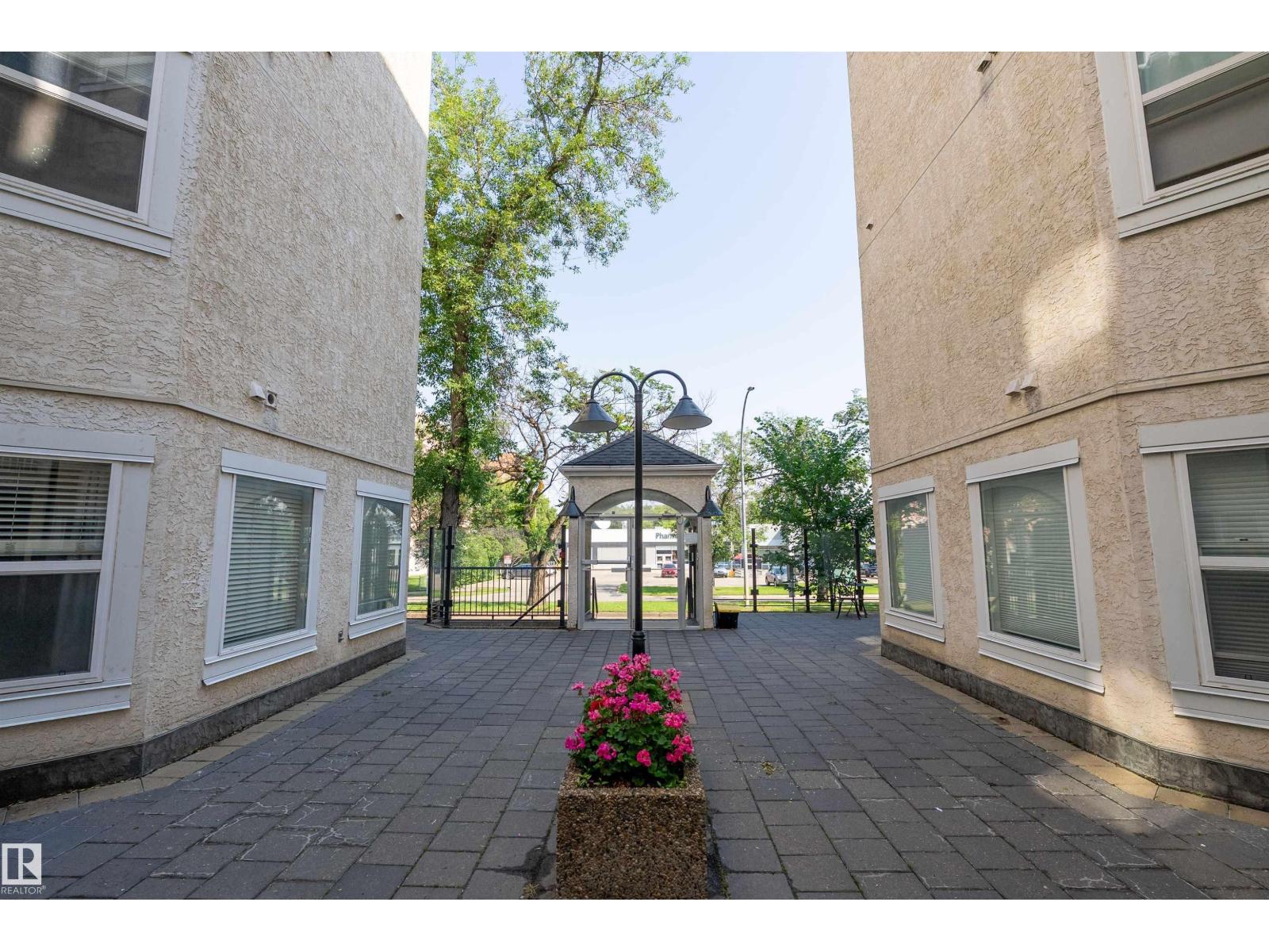 #pnth-108, 10933 82 Av Nw Property Photo 42