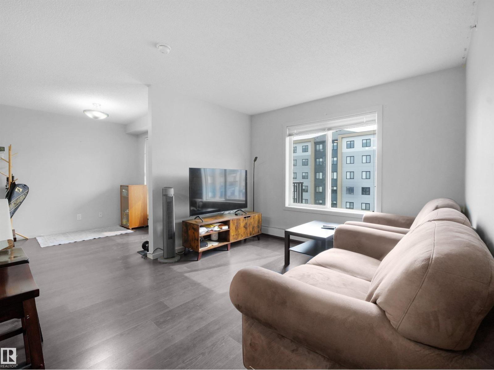 #422 5515 7 Av Sw Property Photo 22