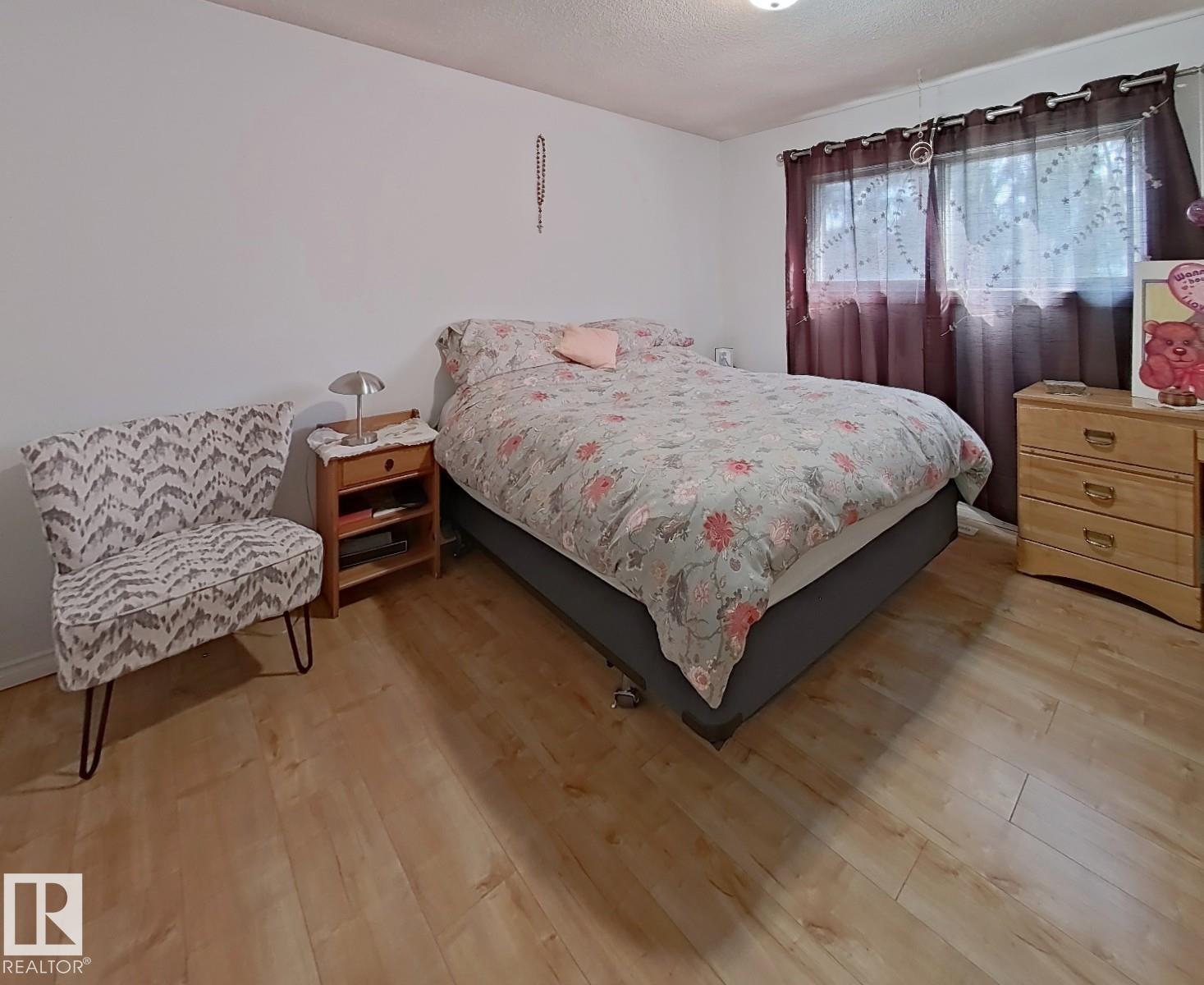 9201 153 St Nw Property Photo 10