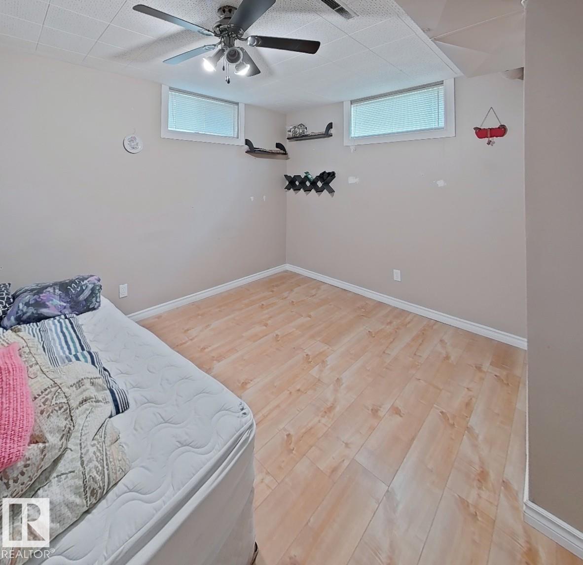 9201 153 St Nw Property Photo 16