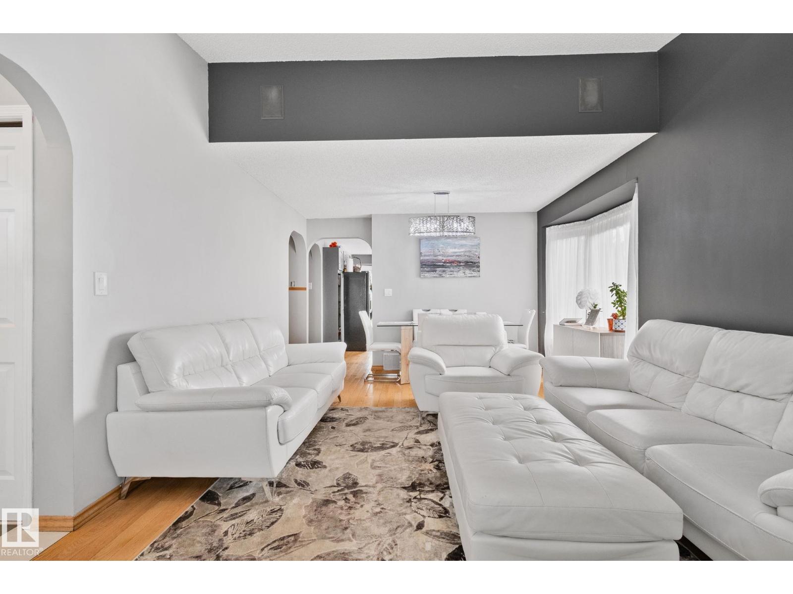 7503 190 St Nw Property Photo 9