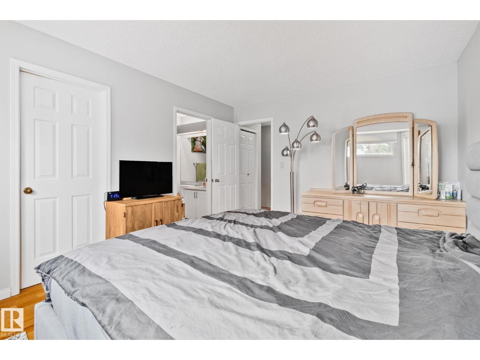 7503 190 St Nw Property Photo 34